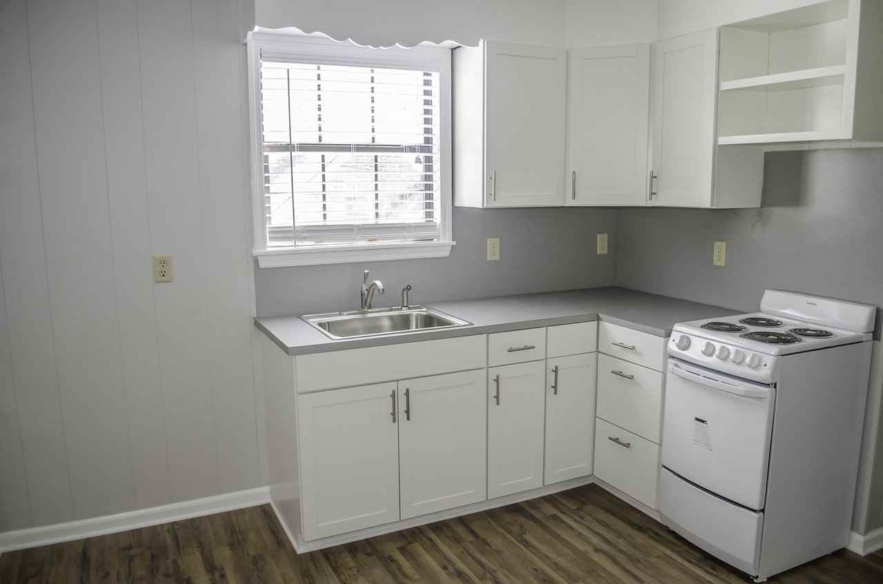 776 Saint Andrews Blvd #B - Photo 3 of 22