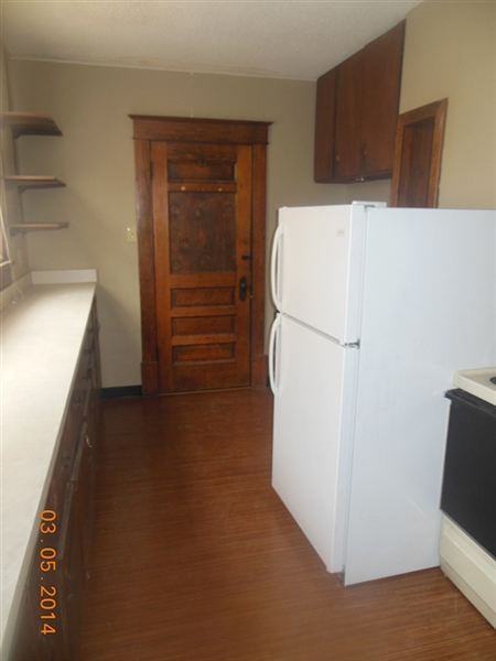 725 SW Fillmore St - Photo 3 of 5