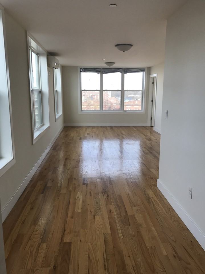 Ocean Pkwy & Ditmas Ave