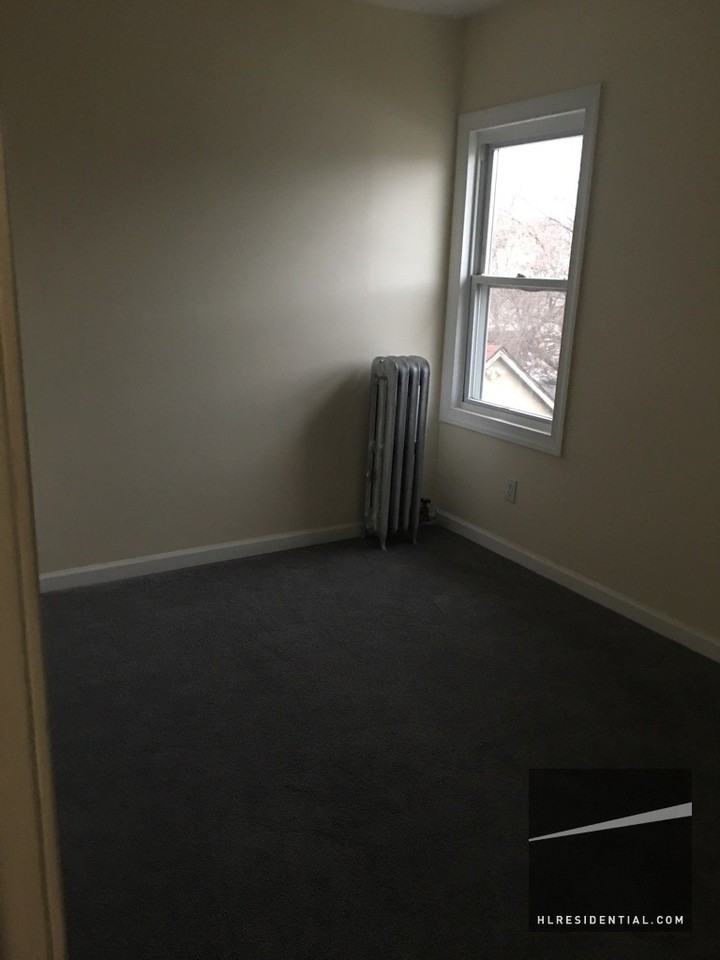 192 Beach 120th St 2 - Photo 3 of 4