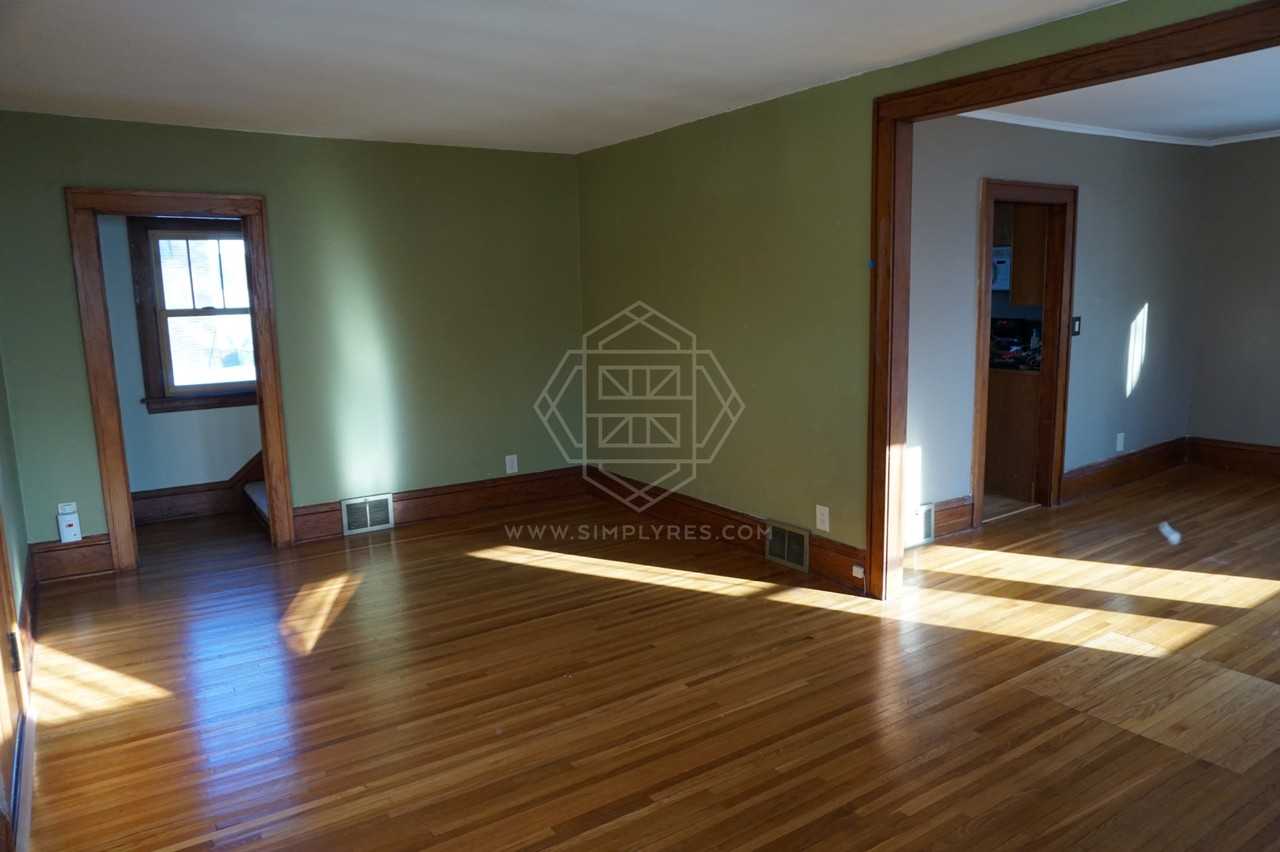 4113 Colorado Ave S - Photo 3 of 15