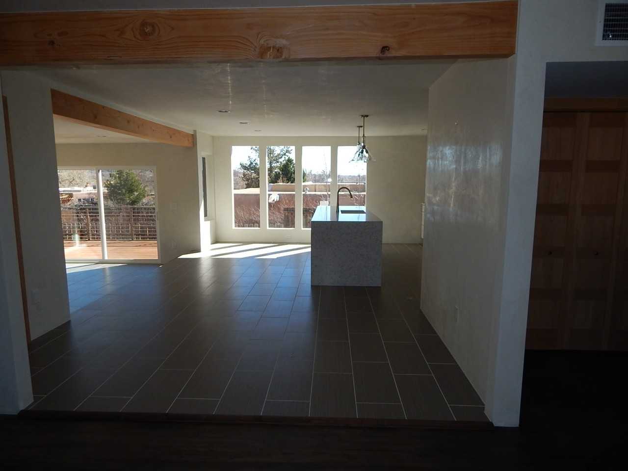 405 Alamo Dr - Photo 3 of 20