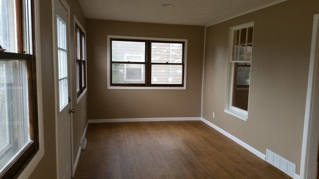 5794 Lake Michigan Dr - Photo 3 of 9