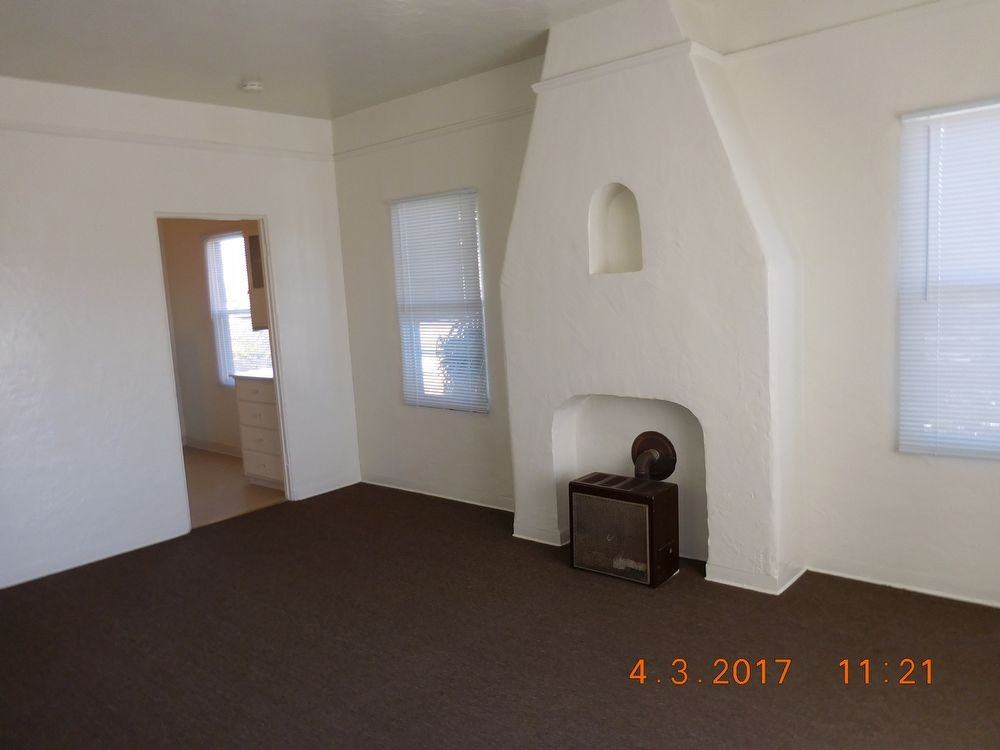 428 Front St - Photo 3 of 8