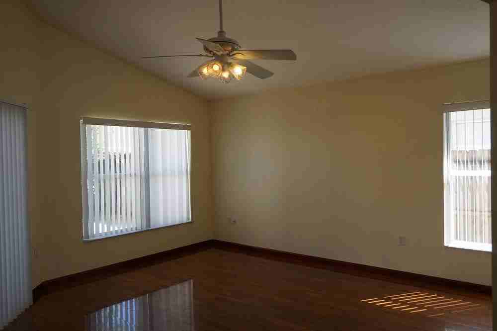 1824 Colonial Woods Blvd - Photo 3 of 10