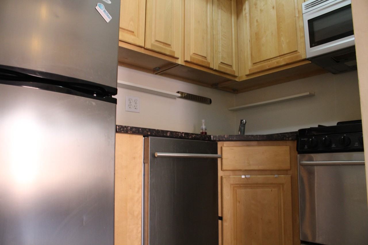 300 West End Ave #4A