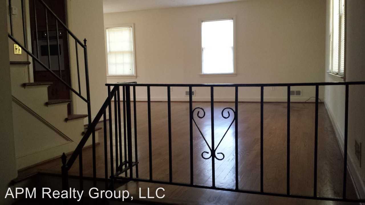 2500 Stratford Rd - Photo 3 of 6