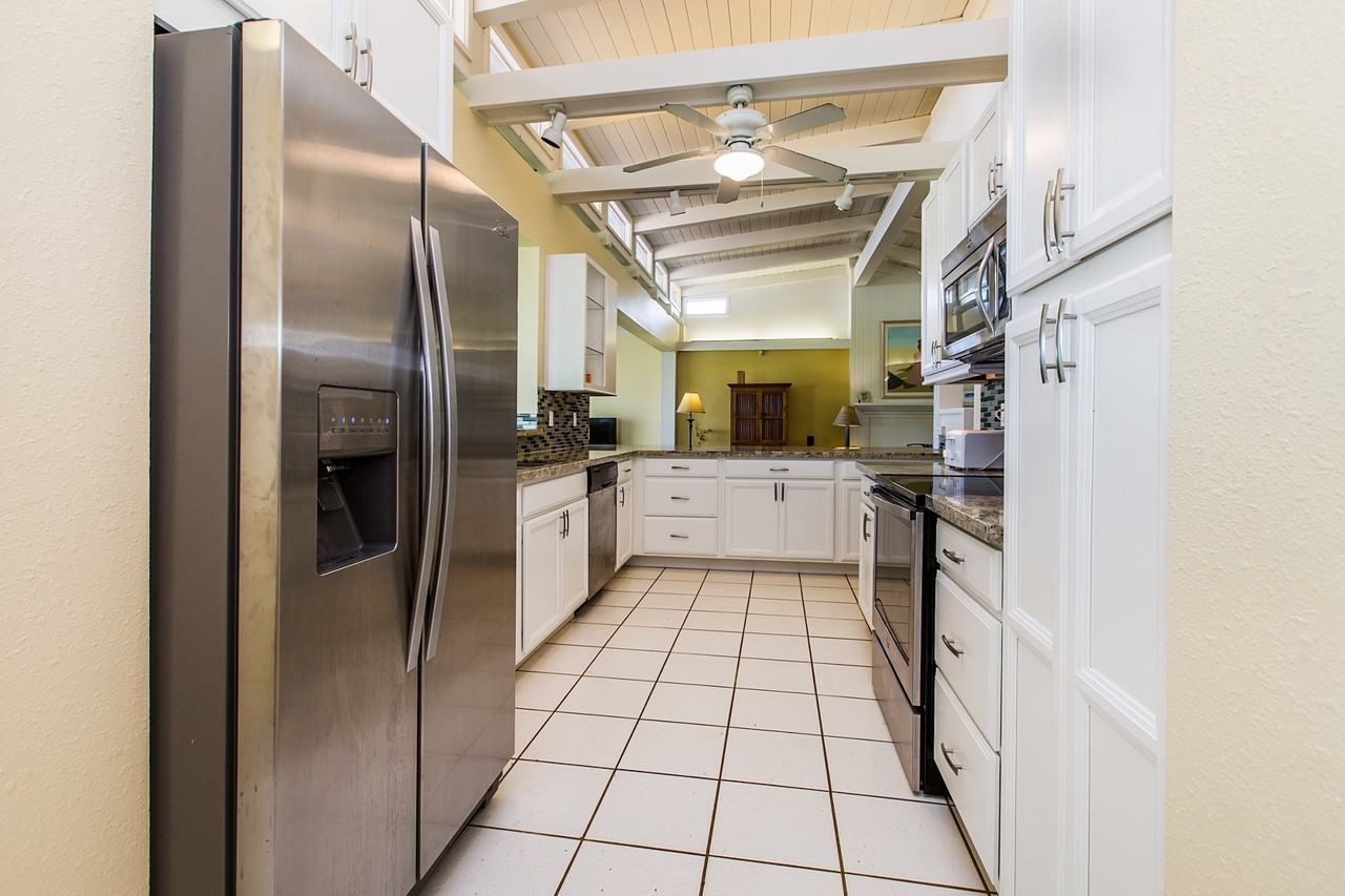 4274 Poha Rd - Photo 3 of 9