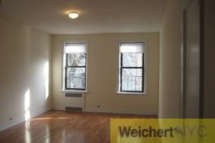 Lexington Ave & E 30th St #1