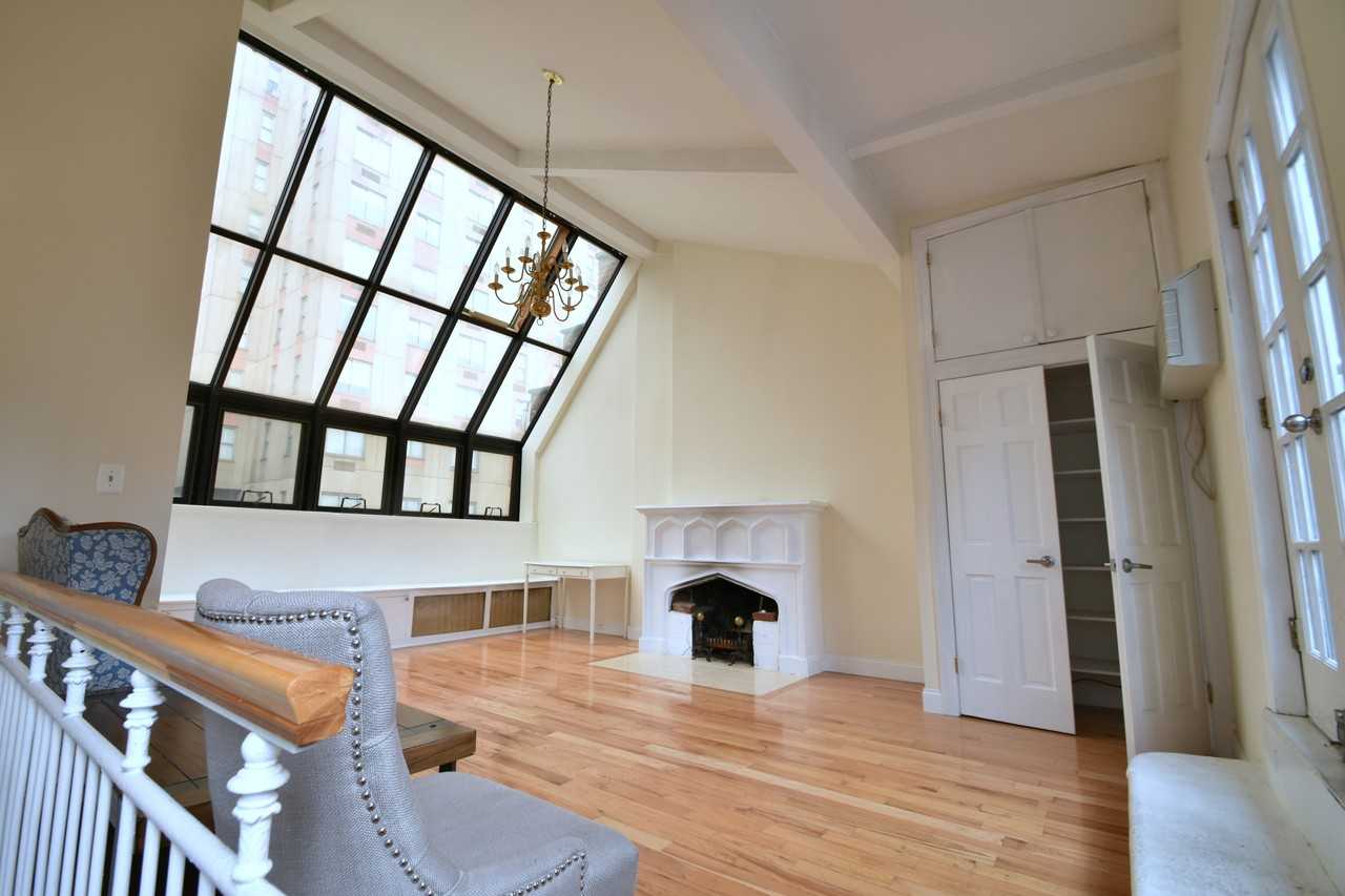 Lexington Ave & E 36th St #5B