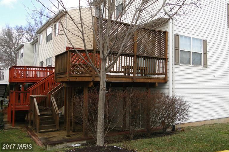 10409 Glen Spring Ln - Photo 3 of 30