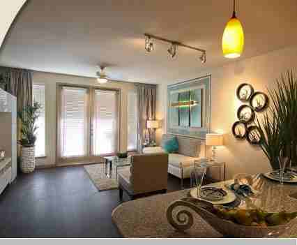 11200 Broadway - Photo 3 of 10