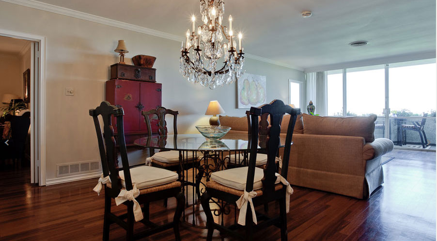 3131 Maple Avenue - Photo 2 of 9