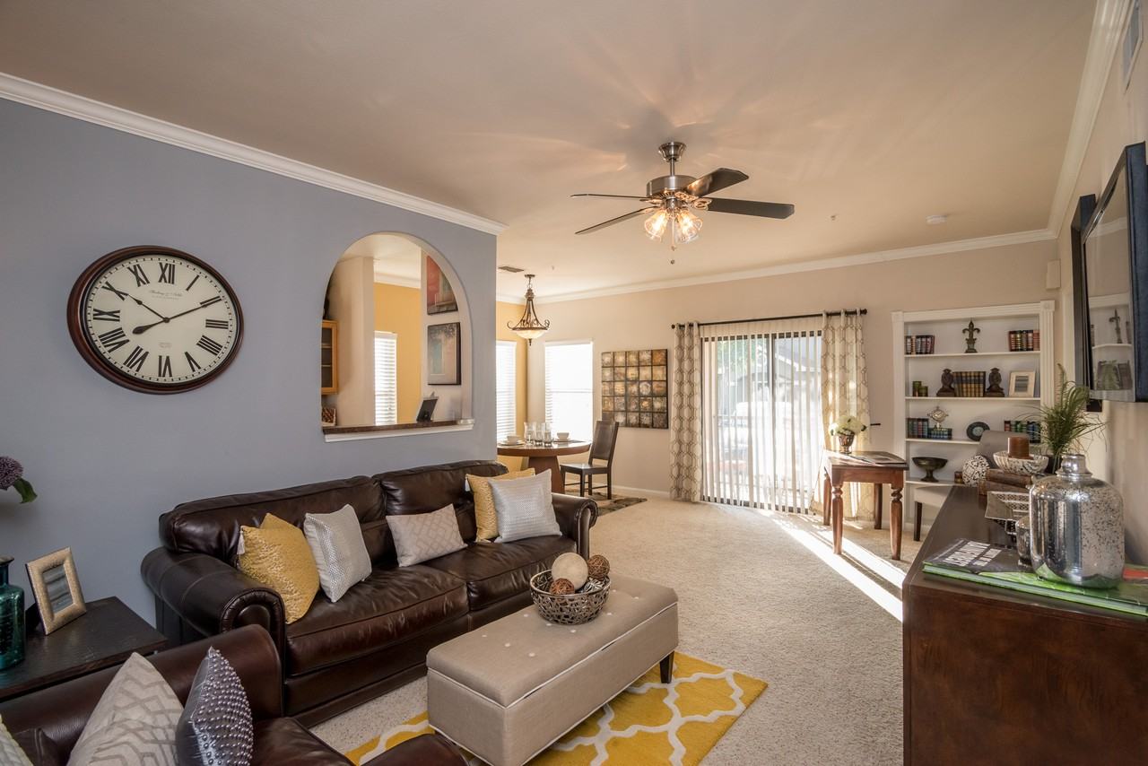 9400 Wade Blvd - Photo 2 of 20