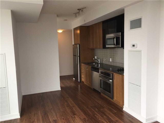 98 Lillian Street #1915