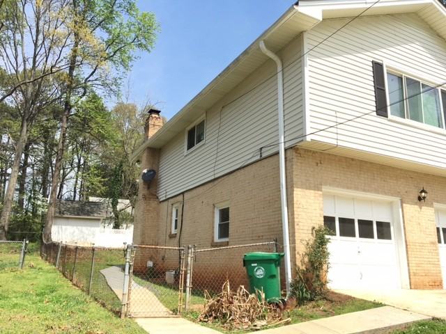 3518 Sandy Woods Ln - Photo 2 of 20