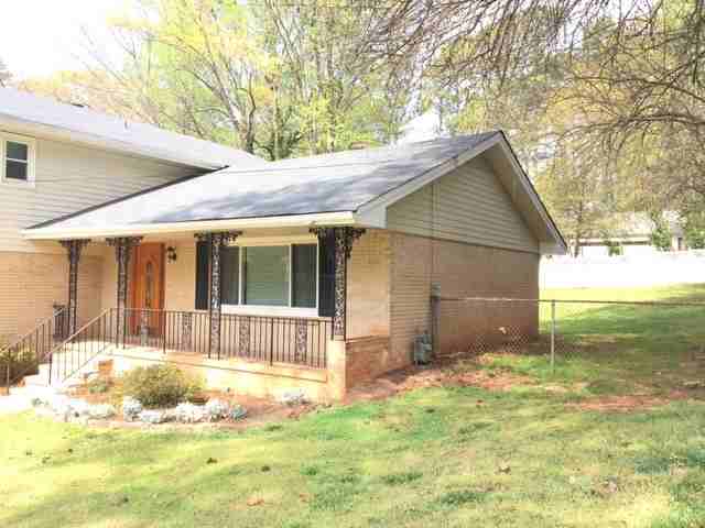 3518 Sandy Woods Ln - Photo 3 of 20