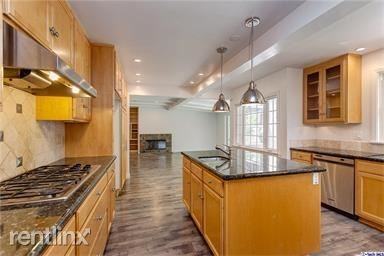 937 Flanders Rd - Photo 3 of 18