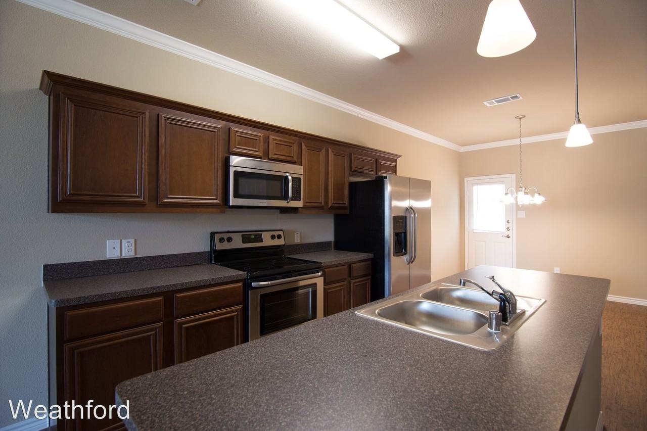 Newcastle Dr. - Photo 3 of 8