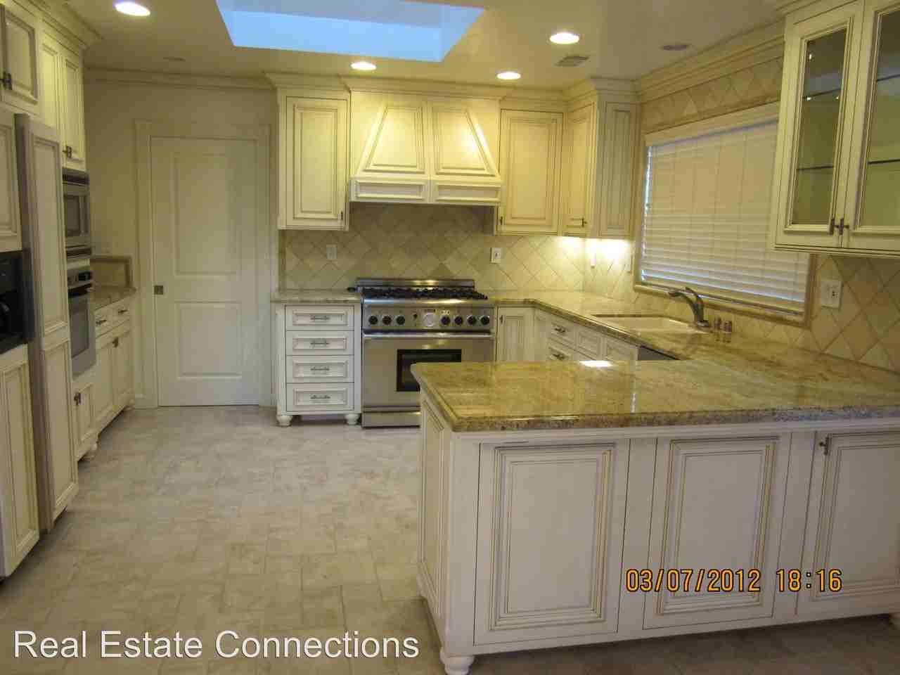 947 Arnold Way - Photo 2 of 6
