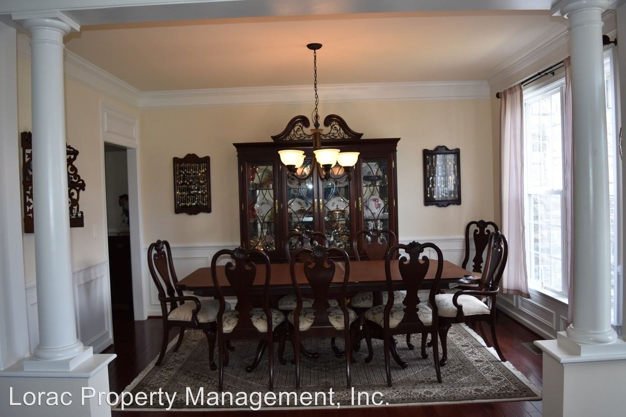 4255 Stafford Ln - Photo 3 of 20