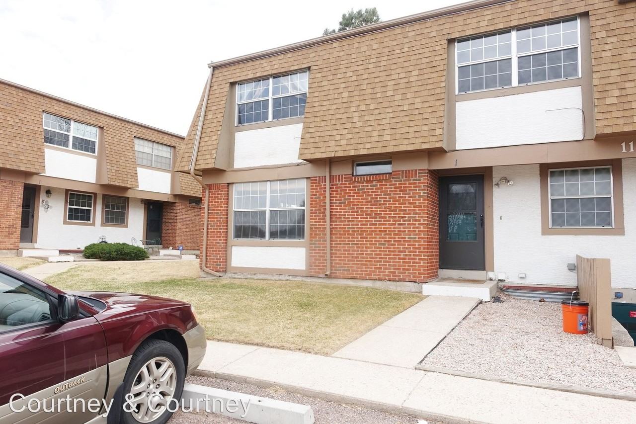 1117 Willow Bend Cir #1 - Photo 2 of 19