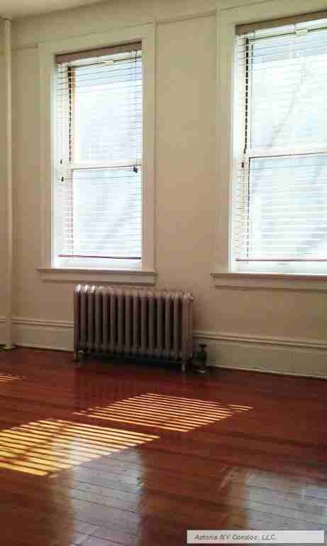 25-66 42nd St #2 - Photo 3 of 6