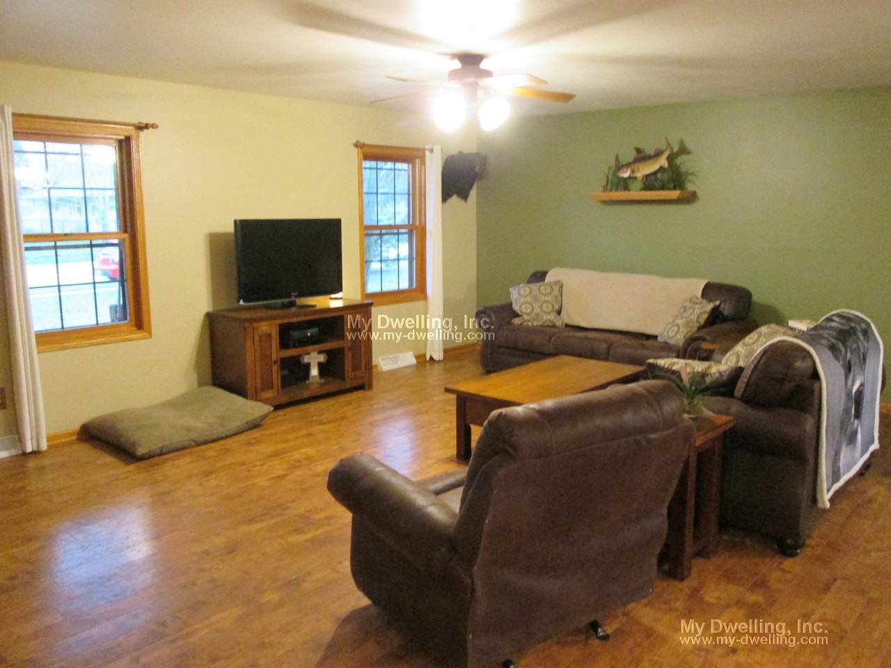 131 Winter Ln - Photo 2 of 16