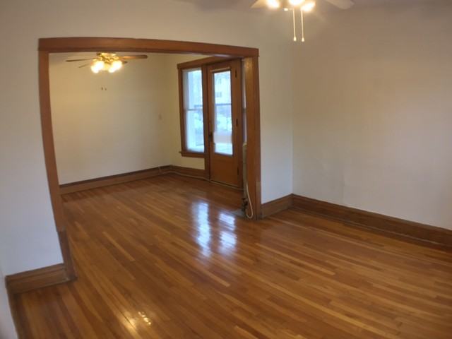 7136 North Wolcott Avenue #1 - Photo 2 of 15