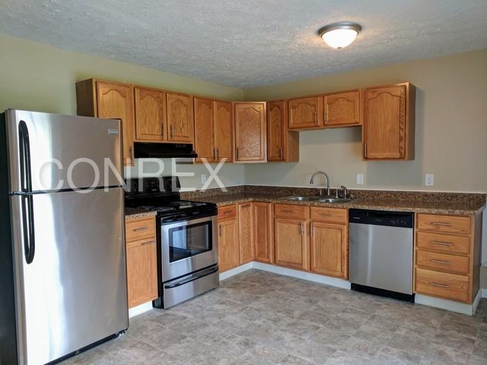 324 Drina Ave - Photo 2 of 12