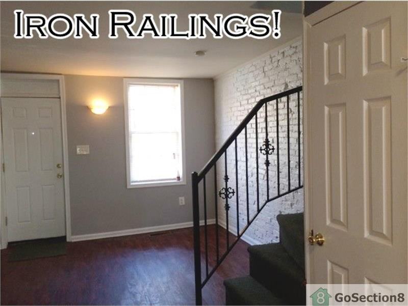 1515 Lemmon St - Photo 3 of 8