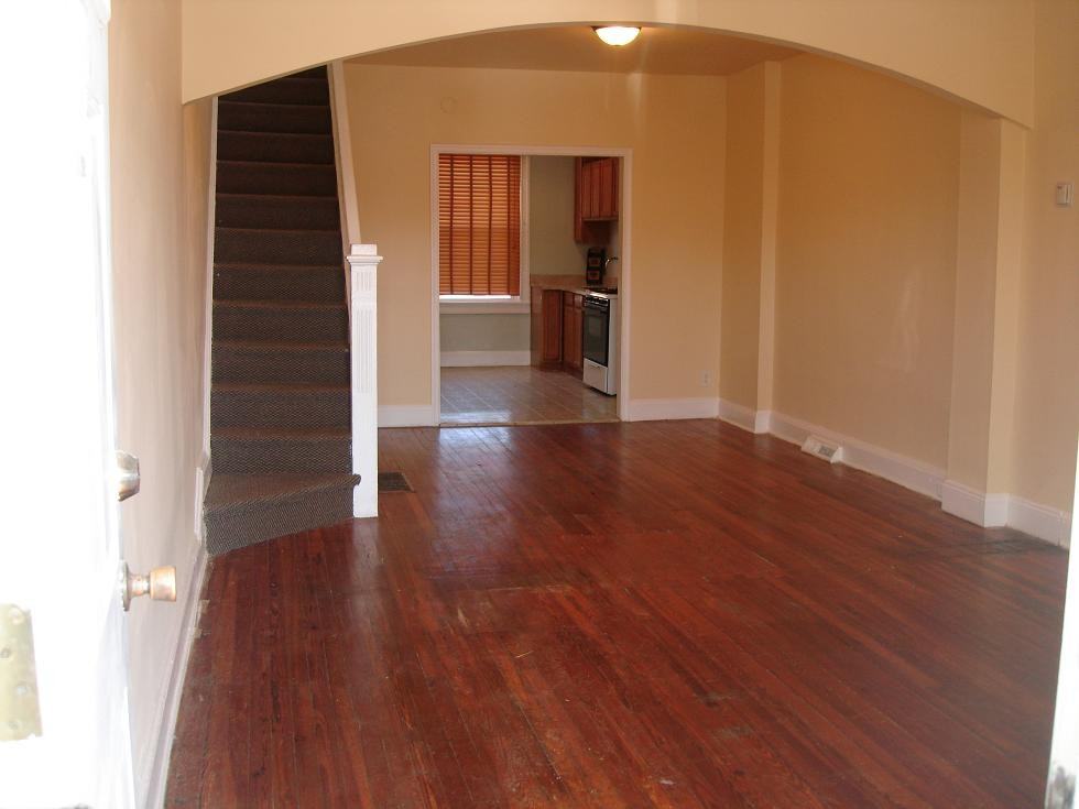 2726 Kinsey Avenue - Photo 2 of 17