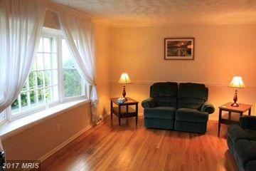 4 Kingbrook Ct - Photo 3 of 7