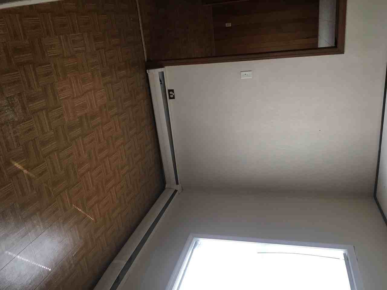 402 Gordon St E - Photo 3 of 22