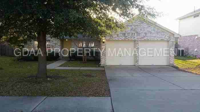 1313 Terra St - Photo 2 of 10