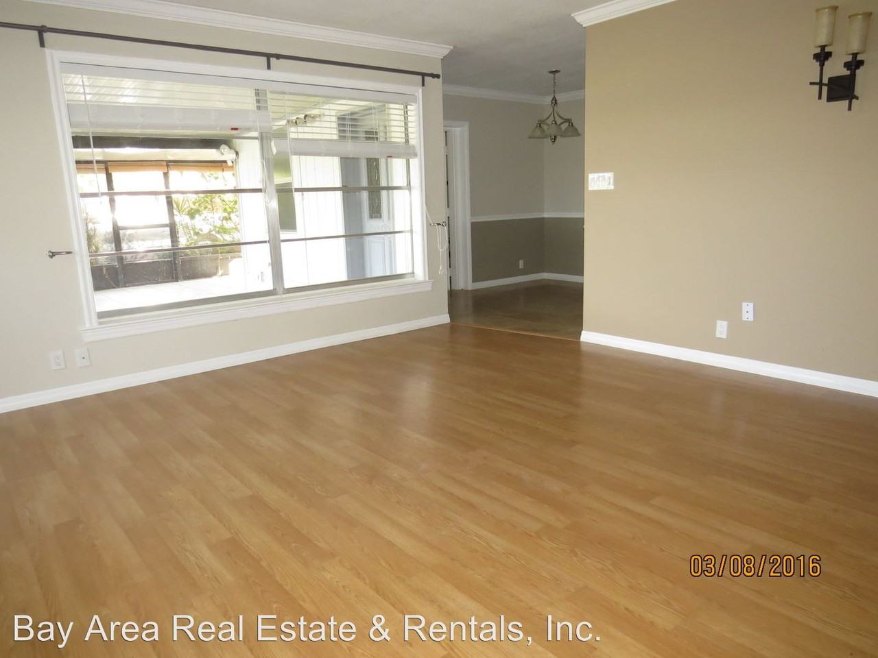 14749 Lake Forest Dr - Photo 3 of 24