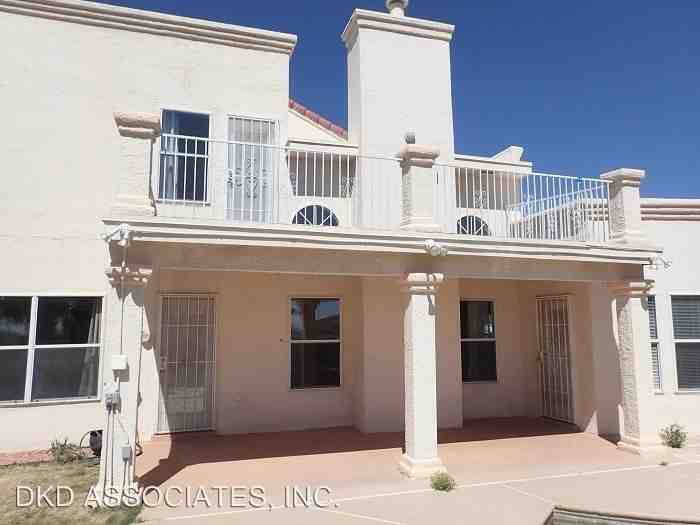 4337 Loma Taurina Dr - Photo 2 of 32