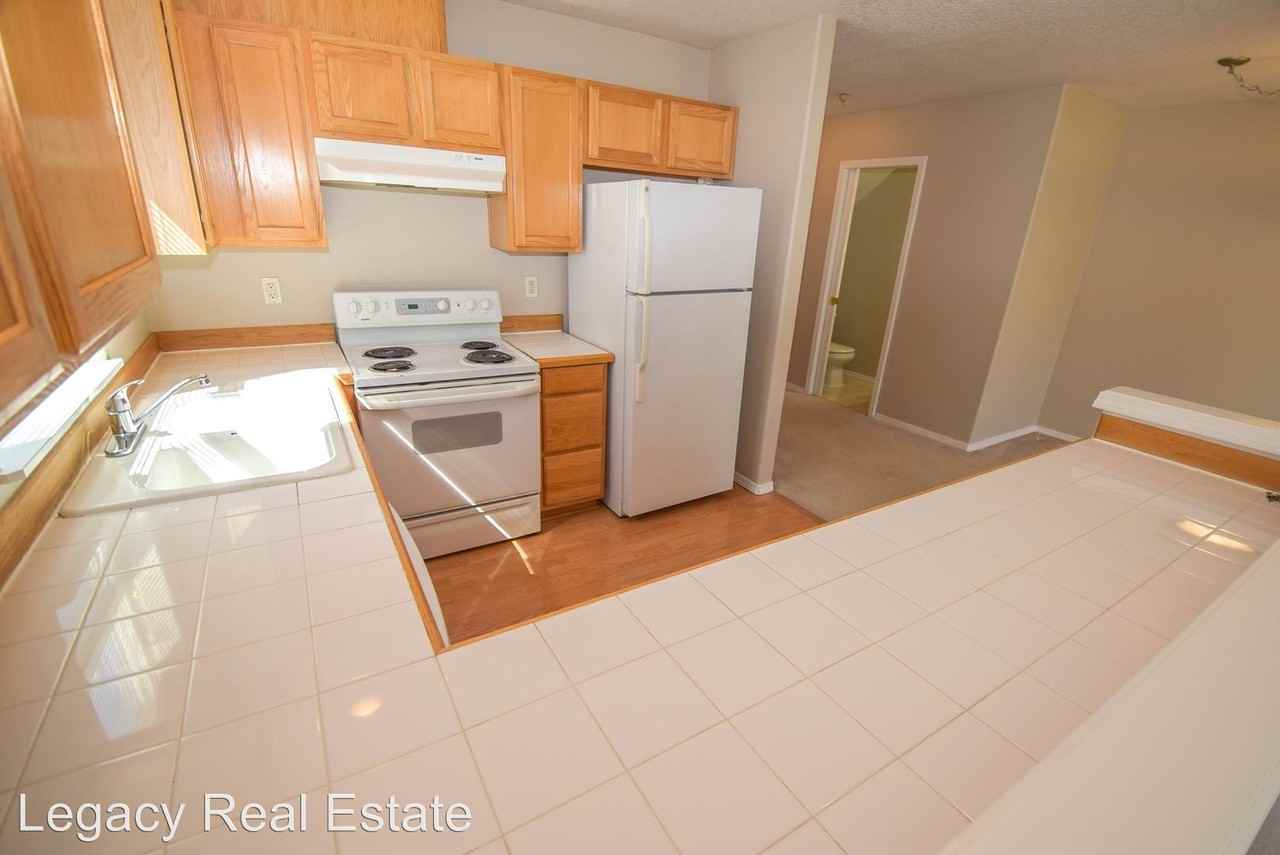 3170-3180 Mooreland Ave NE - Photo 3 of 15