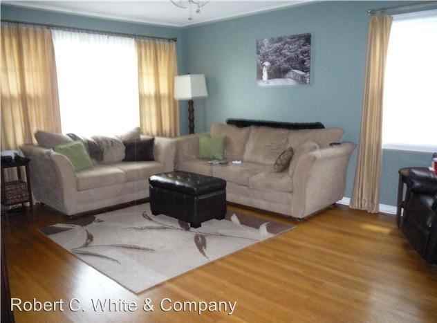 37 Mitchell Ct - Photo 2 of 8