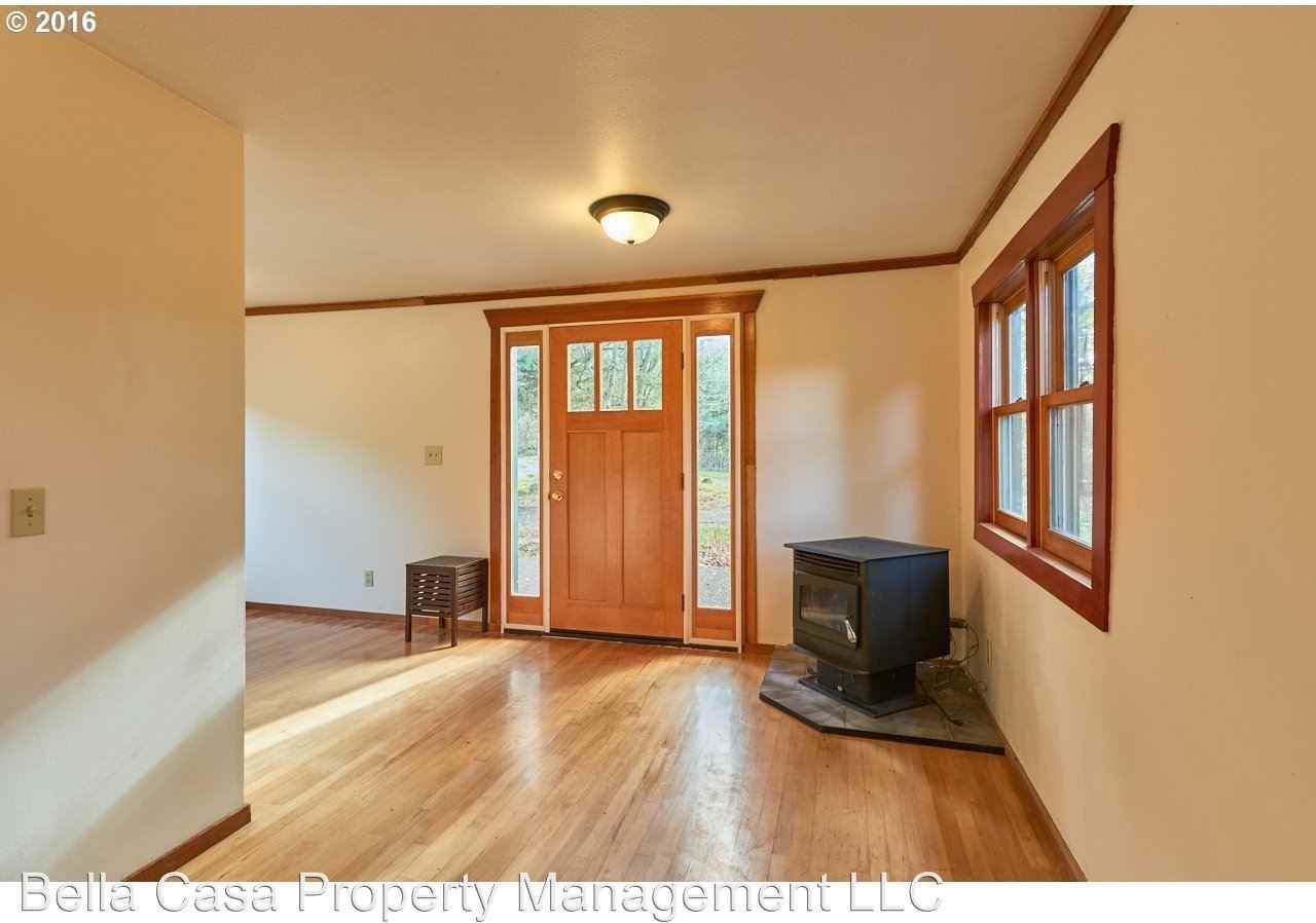 8425 SE Burch Hill Rd - Photo 3 of 17