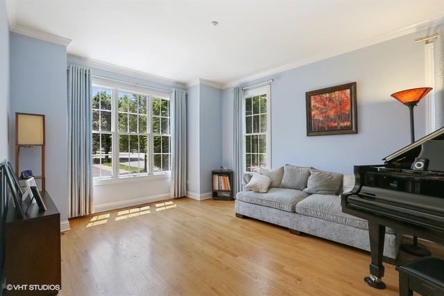 328 55th St - Photo 3 of 25