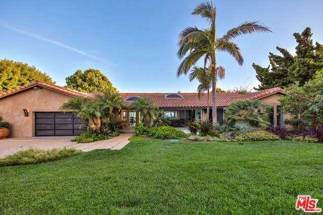 29020 Cliffside Dr - Photo 2 of 48