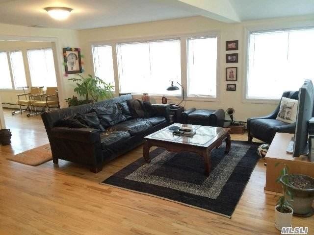 4 Columbia Pl - Photo 2 of 12