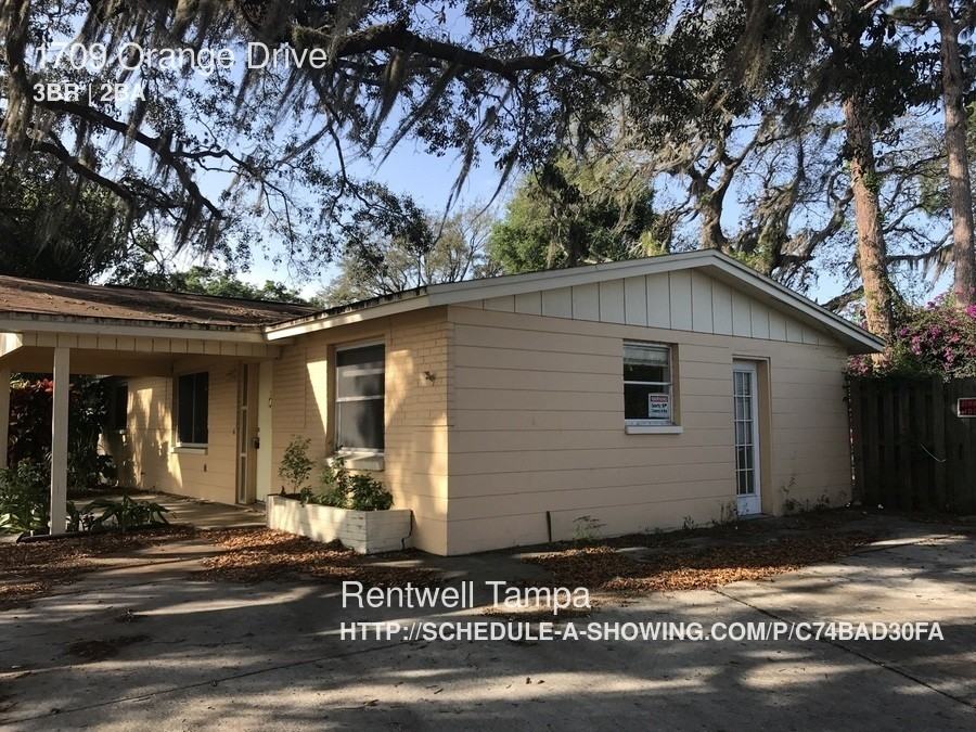 1709 Orange Dr - Photo 3 of 23