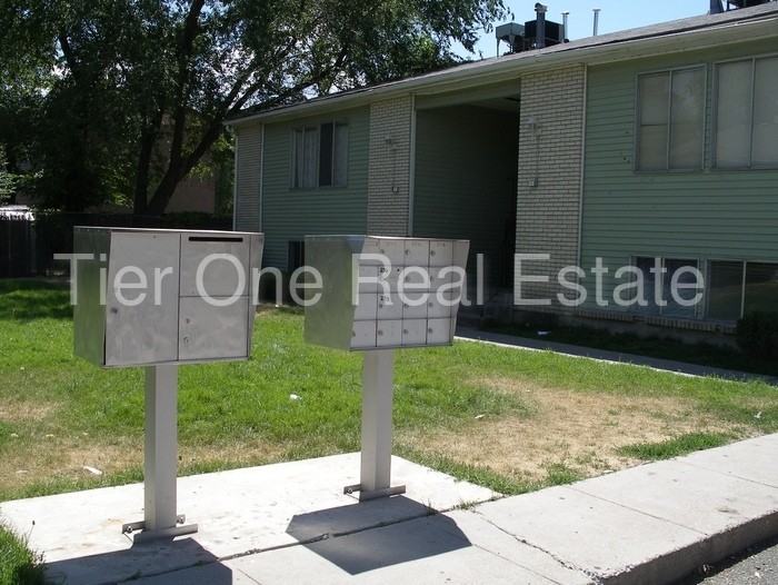 248 E Crestone Ave - Photo 2 of 22