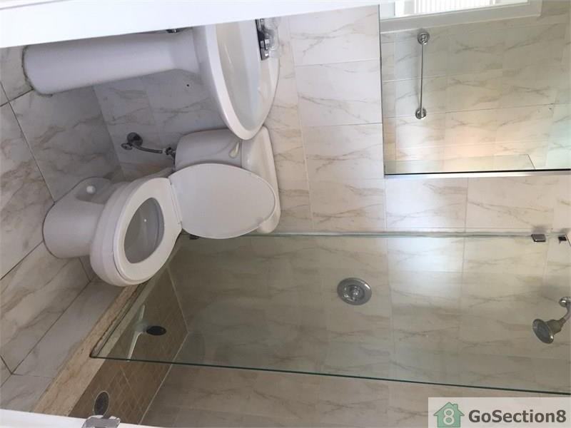 8216 NW 192nd Terrace