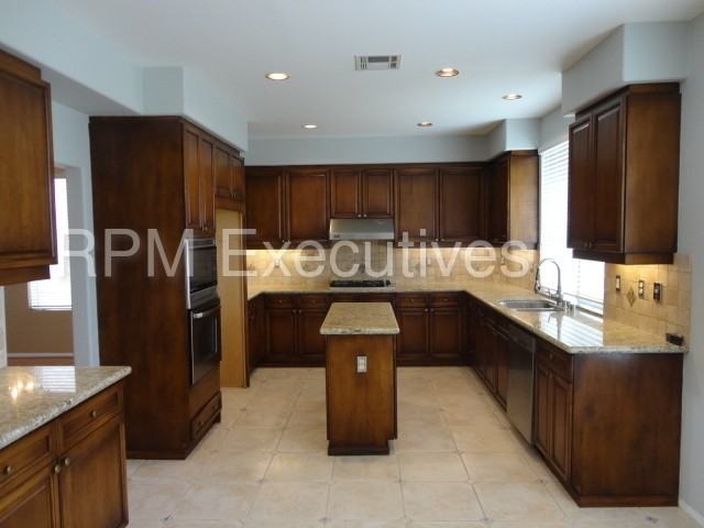 27527 Woodfield Pl - Photo 2 of 15