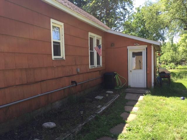 8890 N Hollywood Rd - Photo 3 of 12