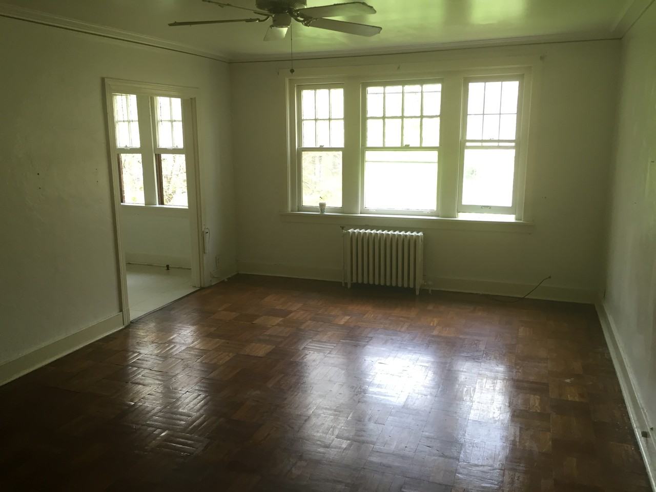 5631 Phillips Ave - Photo 2 of 8