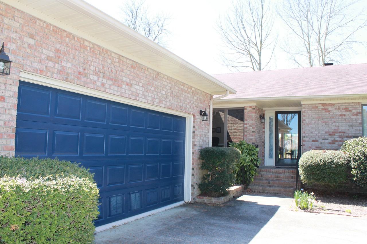 6112 Cutlass Ct - Photo 2 of 17